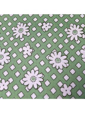 Andover Fabrics Green & White Floral Cotton Quilting Fabric 19" x 22"